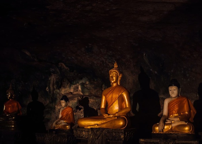 What are four noble truths